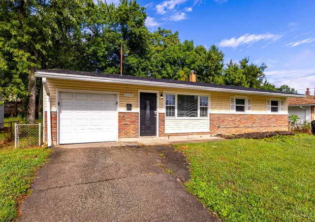 Photo 1 of Sale Pending at 11559 Fremantle Dr, Forest Park, OH 45240 | MLS# 1894145 | Listing updated on 2026-10-02