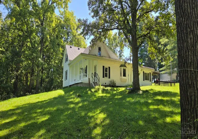 Photo 2 of Single family home for sale at 1542 Reeder Rd, Vernon Twp, OH 45107 | MLS# 1894072 | Listing updated on 2026-10-06