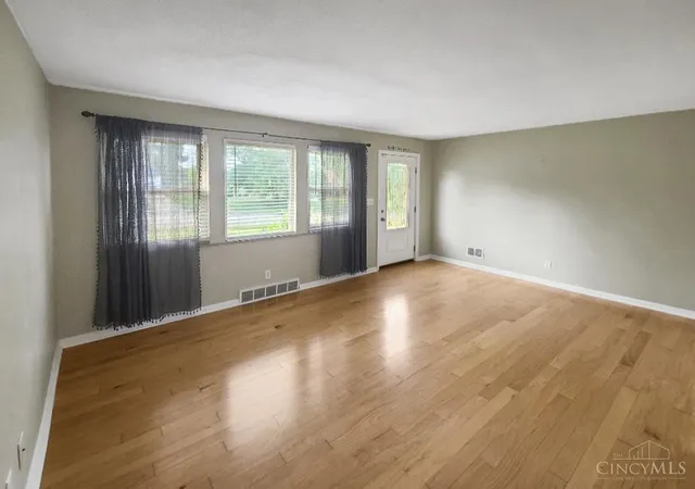 Photo 3 of Single family home for sale at 5390 Sidney Rd, Green Twp, OH 45238 | MLS# 1894212 | Listing updated on 2026-10-13