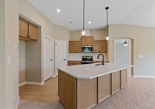 Listing Photo 5 - Condo for sale in building located at 2657 Verdant Ln, Fairborn, OH 45324 - Unit #759