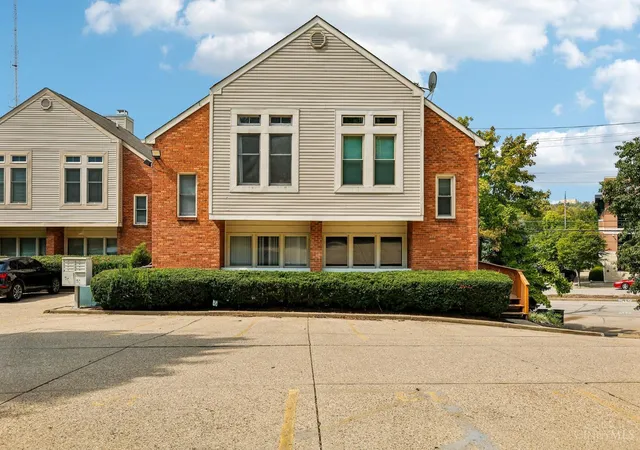 Photo 31 of Sale Pending at 2126 Gilbert Ave #B, Cincinnati, OH 45206 | MLS# 1894210 | Listing updated on 2026-09-21
