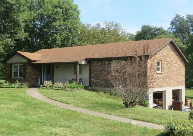 Photo 1 of Sale Pending at 5682 Chestnut View Ln, Stonelick Twp, OH 45150 | MLS# 1894194 | Listing updated on 2026-10-08