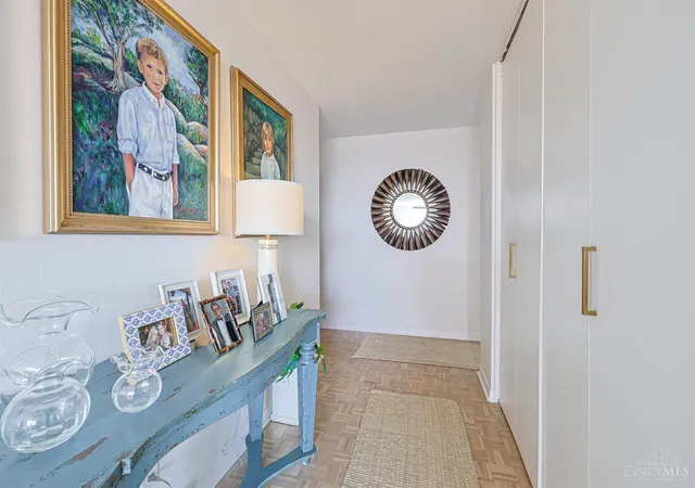 Listing Photo 1 - Condo for sale in The Madison House located at 2324 Madison Rd, Cincinnati, OH 45208 - Unit #1003