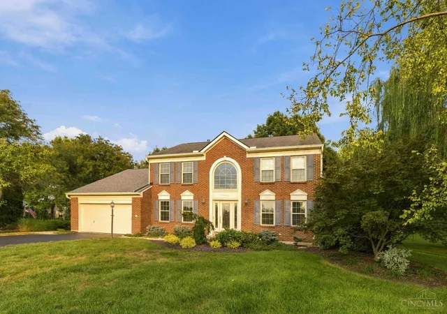 Photo 1 of Single family home for sale at 4741 Flagstone Dr, Mason, OH 45040 | MLS# 1894254 | Listing updated on 2026-10-03