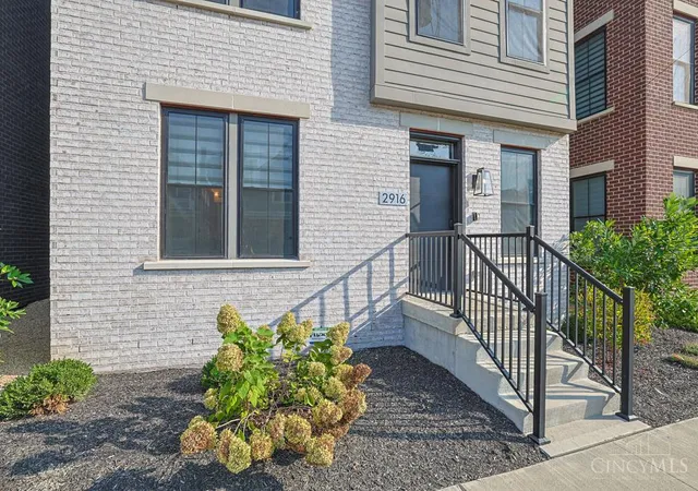 Photo 1 of Single family home for sale at 2916 Robertson Ave, Cincinnati, OH 45209 | MLS# 1894399 | Listing updated on 2026-09-29