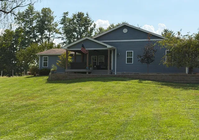Photo 1 of Single family home for sale at 5300 Lindsey Rd, Green Twp, OH 45154 | MLS# 1894427 | Listing updated on 2026-10-22