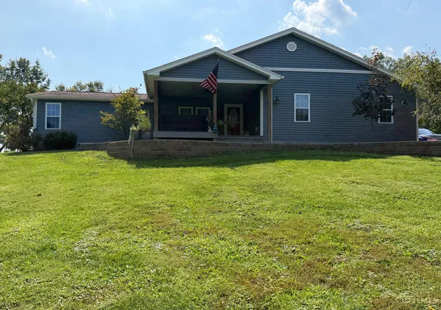 Photo 2 of Single family home for sale at 5300 Lindsey Rd, Green Twp, OH 45154 | MLS# 1894427 | Listing updated on 2026-10-22