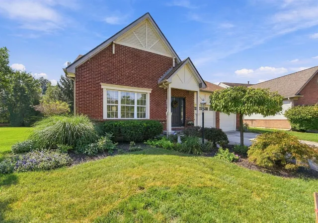 Photo 1 of Sale Pending at 6955 Hunters Close, Hamilton Twp, OH 45039 | MLS# 1894415 | Listing updated on 2026-10-23