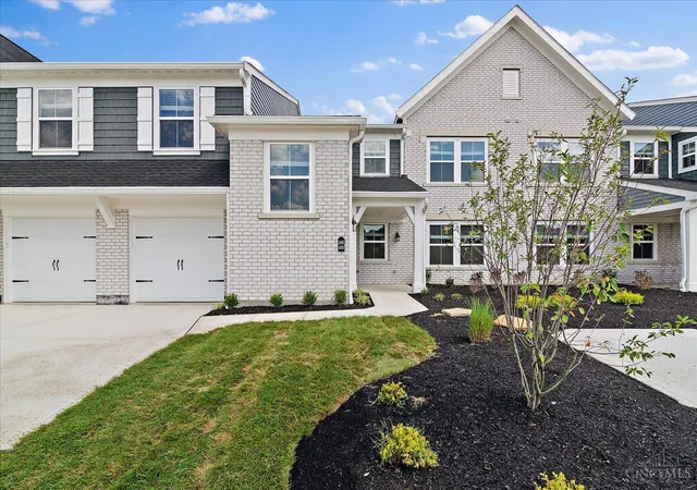 Listing Photo 2 - Condo for sale in building located at 485 Greendell Bend, Fairborn, OH 45324 - Unit #757
