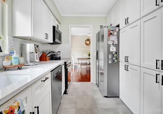 Photo 2 of Single family home for sale at 1431 Collinsdale Ave, Cincinnati, OH 45230 | MLS# 1894459 | Listing updated on 2026-10-16