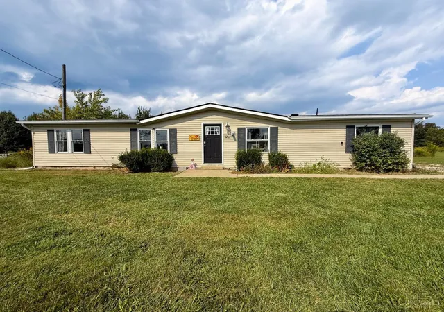 Single family home for sale at 3285 Snider Malott Rd, Mount Orab, OH 45154 | MLS# 1894393