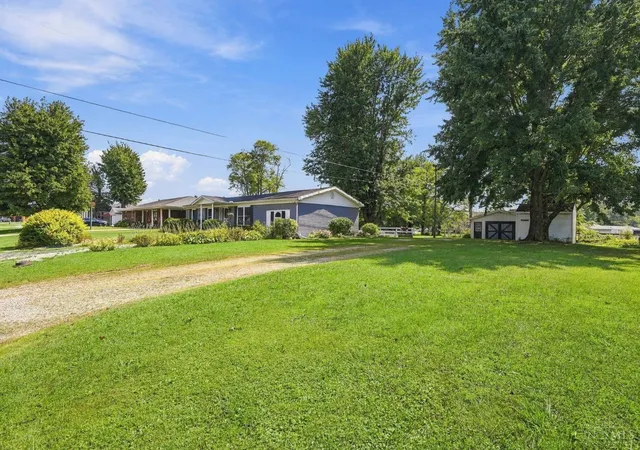 Photo 3 of Sale Pending at 807 Fern Dr, Versailles, IN 47042 | MLS# 1893774 | Listing updated on 2026-09-30