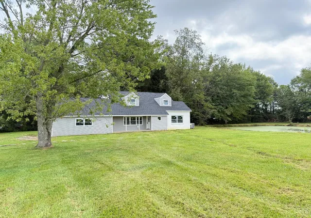Photo 3 of Sale Pending at 9432 Daugherty Marks Rd, Clark Twp, OH 45130 | MLS# 1894474 | Listing updated on 2026-10-29