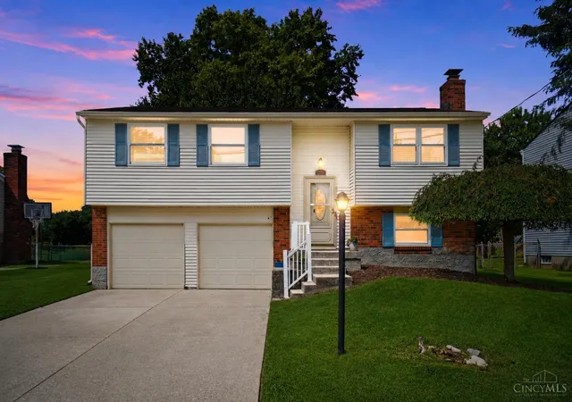 Photo 1 of Single family home for sale at 1386 Stone Dr, Harrison, OH 45030 | MLS# 1894521 | Listing updated on 2026-10-16