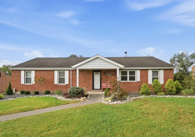 Photo 2 of Single family home for sale at 6821 Rackview Rd, Green Twp, OH 45248 | MLS# 1894617 | Listing updated on 2026-10-15