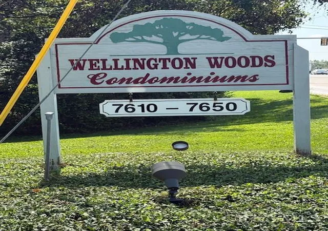 Listing Photo 2 - Condo for sale in building located at 7650 Cheviot Rd, Cincinnati, OH 45247 - Unit #312