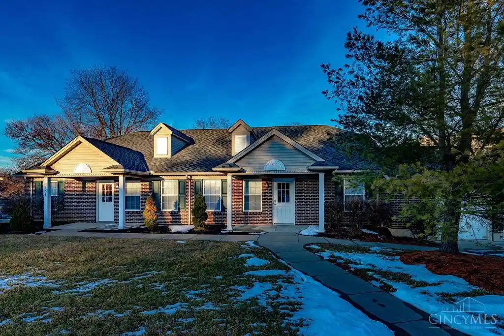 Listing Photo 1 - Condo for sale in 136 Northridge Dr located at 136 Northridge Dr, Oxford, OH 45056 - Unit 136 Northridge Dr