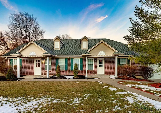 Listing Photo 4 - Condo for sale in building located at 136 Northridge Dr, Oxford, OH 45056