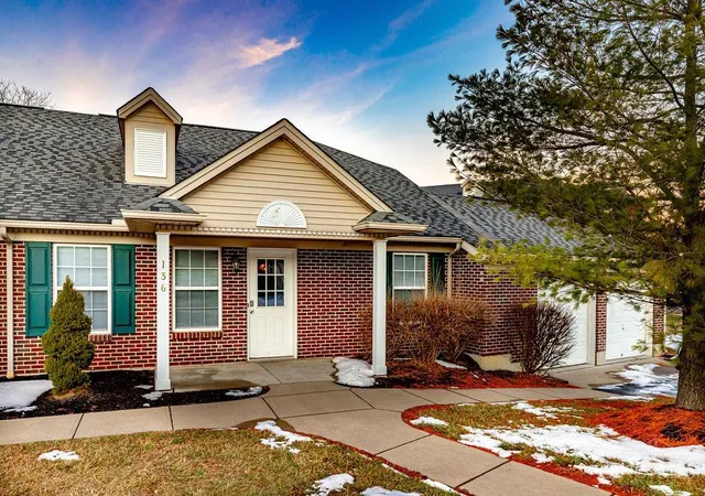 Listing Photo 5 - Condo for sale in building located at 136 Northridge Dr, Oxford, OH 45056