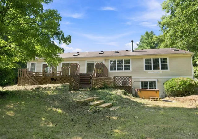 Photo 4 of Sale Pending at 4388 Dela Palma Rd, Williamsburg Twp, OH 45176 | MLS# 1891495 | Listing updated on 2026-09-25