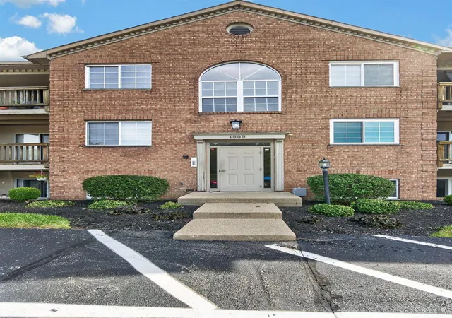 Photo 1 of Condo for sale at 1555 Gelhot Dr #135, Fairfield, OH 45014 | MLS# 1894870 | Listing updated on 2026-09-24