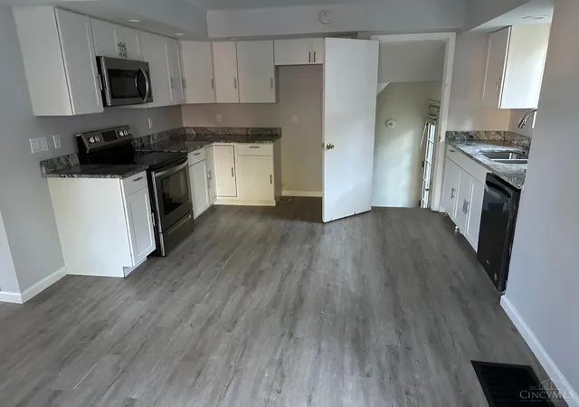 Photo 3 of Single family home for sale at 5866 Kennedy Ave, Cincinnati, OH 45213 | MLS# 1894875 | Listing updated on 2026-09-22