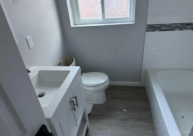 Photo 4 of Single family home for sale at 5866 Kennedy Ave, Cincinnati, OH 45213 | MLS# 1894875 | Listing updated on 2026-09-22