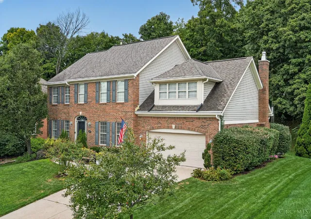 Photo 1 of Single family home for sale at 1001 Castlebay Dr, Pierce Twp, OH 45245 | MLS# 1894928 | Listing updated on 2026-10-22
