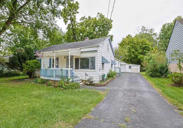 Photo 1 of Single family home for sale at 1081 Mckelvey Rd, Springfield Twp., OH 45231 | MLS# 1894975 | Listing updated on 2026-10-23