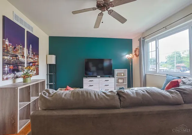 Photo 4 of Single family home for sale at 7516 Cella Dr, Colerain Twp, OH 45239 | MLS# 1894977 | Listing updated on 2026-10-23
