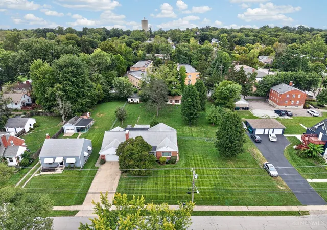 Photo 2 of Single family home for sale at 6206 Cambridge Ave, Cincinnati, OH 45230 | MLS# 1894637 | Listing updated on 2026-10-09