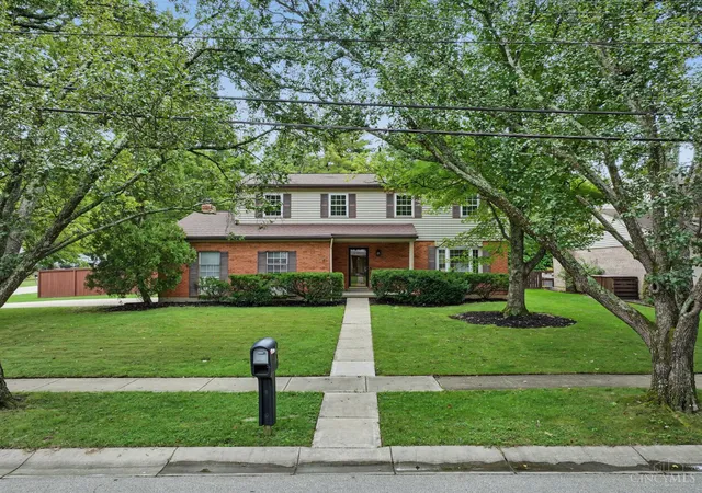 Photo 2 of Sale Pending at 6906 Gammwell Dr, Anderson Twp, OH 45230 | MLS# 1894142 | Listing updated on 2026-09-26