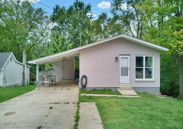 Single family home for sale at 230 W Fancy St, Blanchester, OH 45107 | MLS# 1895108