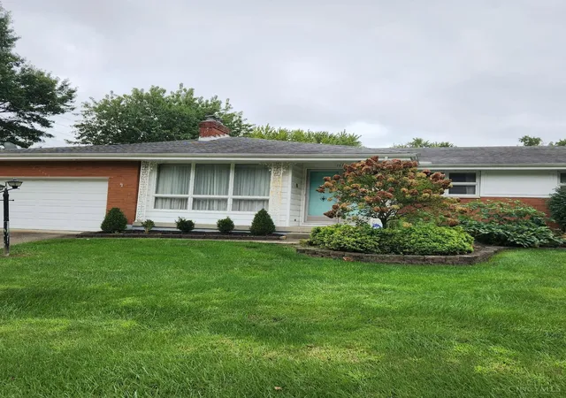 Photo 1 of Sale Pending at 1675 Evalie Dr, Fairfield, OH 45014 | MLS# 1895218 | Listing updated on 2026-09-25
