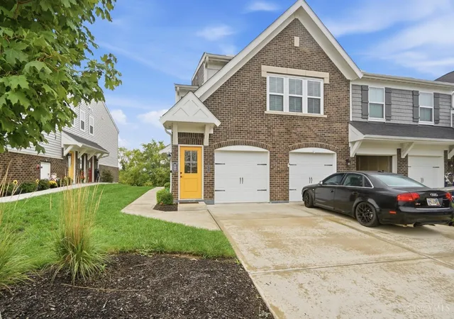 Photo 2 of Condo for sale at 5167 Hazeltine Ln, Turtle Creek Twp, OH 45036 | MLS# 1895103 | Listing updated on 2026-10-01
