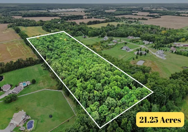 Photo 1 of Sale Pending at 21 Ashton Rd, Williamsburg Twp, OH 45103 | MLS# 1895115 | Listing updated on 2026-10-29