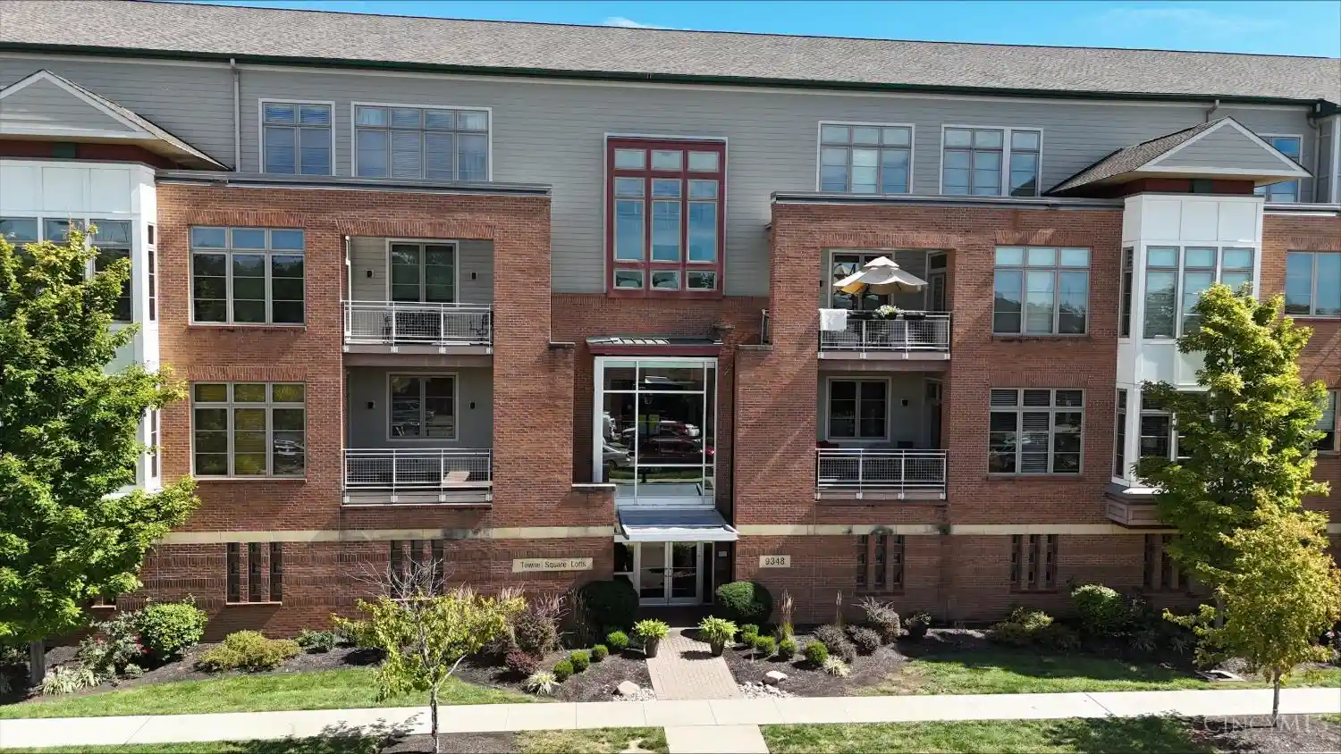 Listing Photo 1 - Condo for sale in 9348 Towne Sq Ave located at 9348 Towne Sq Ave, Blue Ash, OH 45242 - Unit #15