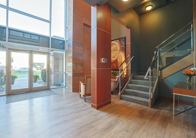 Listing Photo 5 - Condo for sale in building located at 9348 Towne Sq Ave, Blue Ash, OH 45242 - Unit #15