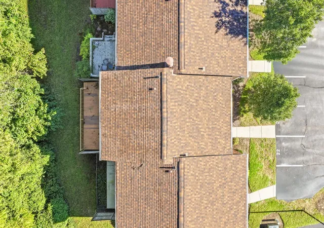 Photo 3 of Townhouse for sale at 8020 Mill Crk Cir, West Chester, OH 45069 | MLS# 1894616 | Listing updated on 2026-10-28