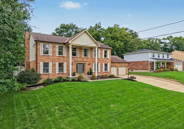 Photo 2 of Single family home for sale at 765 Eight Mile Rd, Anderson Twp, OH 45255 | MLS# 1895331 | Listing updated on 2026-10-26