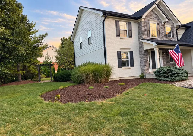 Photo 2 of Single family home for sale at 3376 Renaissance Blvd, Middletown, OH 45005 | MLS# 1894181 | Listing updated on 2026-09-28