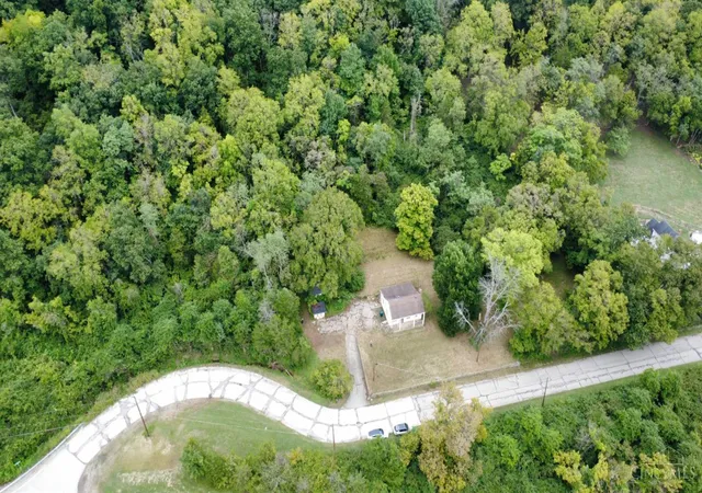 Photo 1 of Single family home for sale at 6920 Old Kellogg Rd, Anderson Twp, OH 45230 | MLS# 1895005 | Listing updated on 2026-10-14
