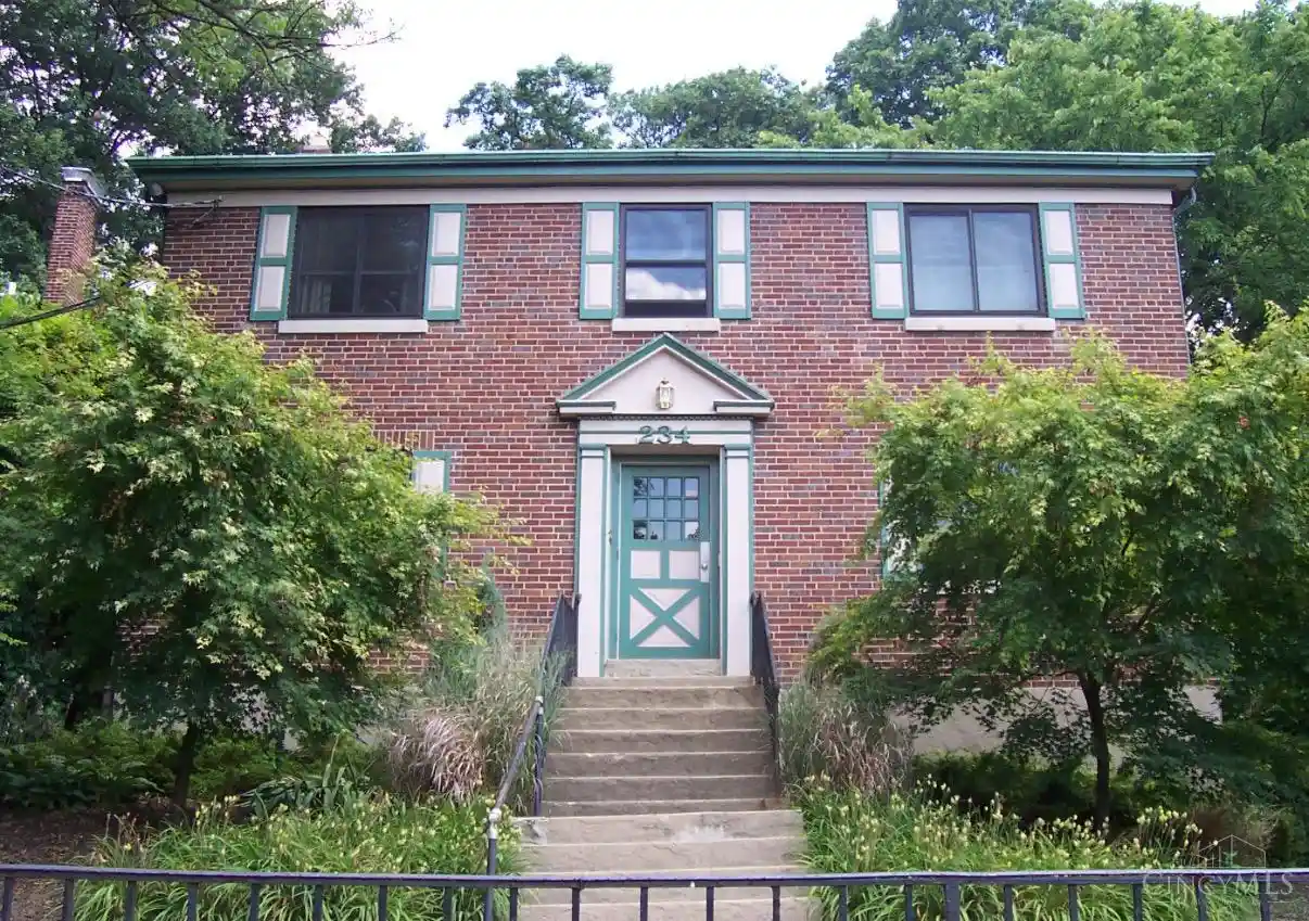 Listing Photo 1 - Condo for sale in 234 Woolper Ave located at 234 Woolper Ave, Cincinnati, OH 45220 - Unit 234 Woolper Ave