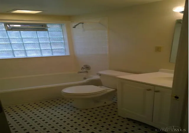 Photo 35 of Multi family home for sale at 234 Woolper Ave, Cincinnati, OH 45220 | MLS# 1895408 | Listing updated on 2026-10-16