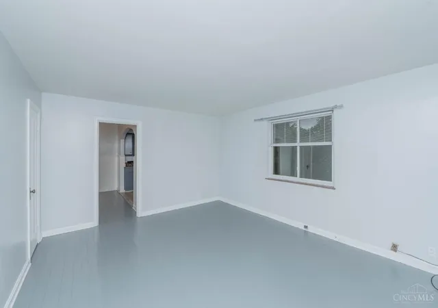 Listing Photo 1 - Condo for sale in building located at 7169 Reading Rd, Cincinnati, OH 45237 - Unit #
