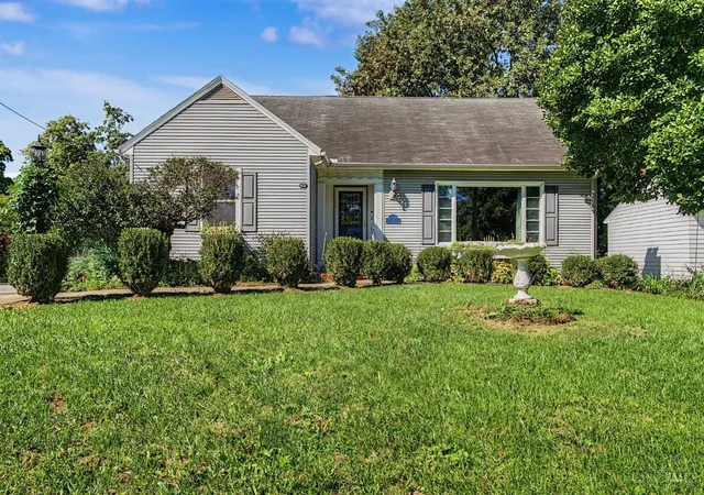 Photo 1 of Sale Pending at 933 N High St, Hillsboro, OH 45133 | MLS# 1895394 | Listing updated on 2026-10-20
