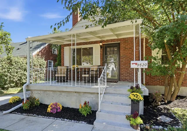 Single family home for sale at 9520 West Ave, Blue Ash, OH 45242 | MLS# 1895111