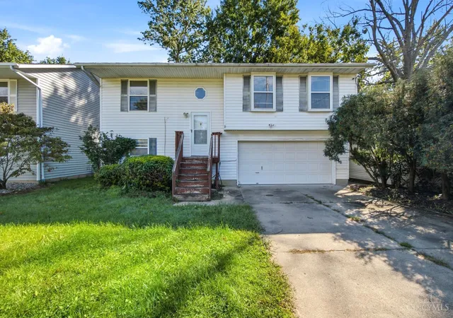 Photo 1 of Sale Pending at 11968 7th Avenue, Sycamore Twp, OH 45249 | MLS# 1895418 | Listing updated on 2026-10-08