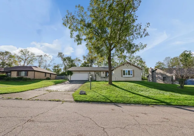 Photo 1 of Single family home for sale at 5341 Highmeadow Ln, Harrison Twp, OH 45415 | MLS# 1895461 | Listing updated on 2026-09-29