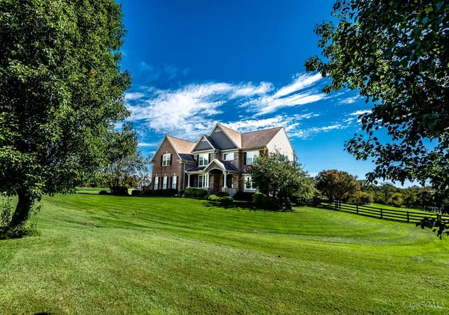 Photo 1 of Single family home for sale at 2356 Triple Crk Ct, Turtle Creek Twp, OH 45036 | MLS# 1895093 | Listing updated on 2026-10-17